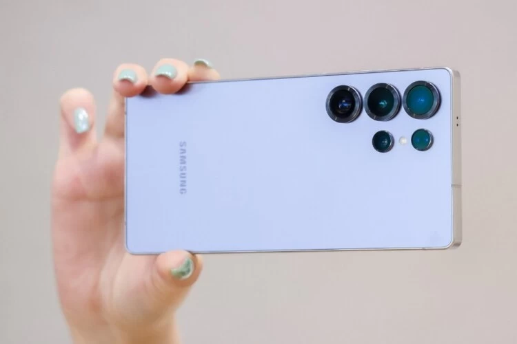 节日拍照总手忙脚乱，没想到一部手机竟能搞定所有难题