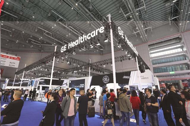 CMEF2018现场报道:4100家厂商、21个国家、600款新品,数字医疗解决方案成新主 CMEF2018现场报道:4100家厂商、21个国家、600款新品,数字医疗解决方案成新主